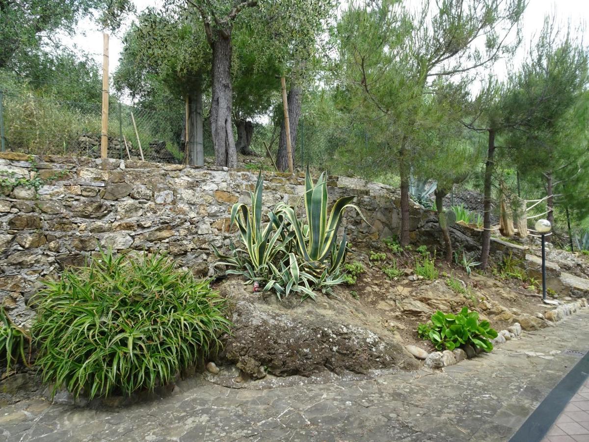Le Casasse Διαμέρισμα Imperia Εξωτερικό φωτογραφία